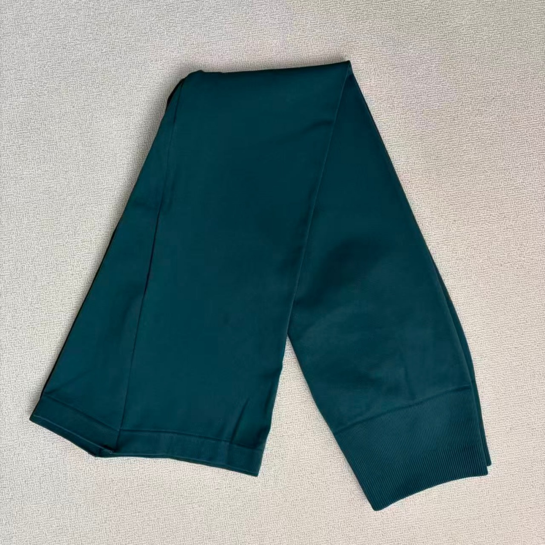 Nuovo Modello 2026 Dneyf Panta - Yoga Fitness Model recensione e prezzo